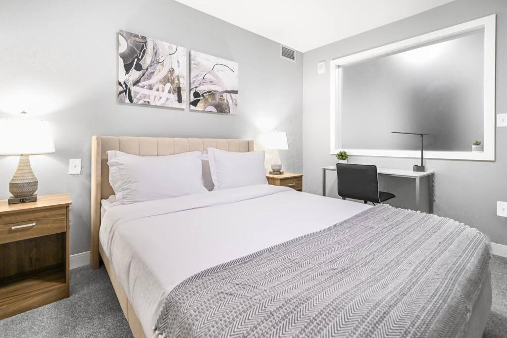 Апартаменти 2Br Unit In The Heart Of Dt On Playhouse Square, With Pool And Gym Access-1106 Клівленд Екстер'єр фото